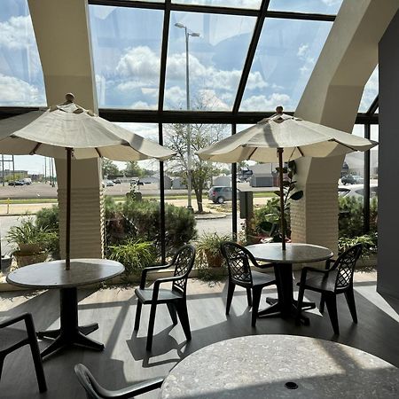 Sycamore Suites เอลิเรีย ภายนอก รูปภาพ